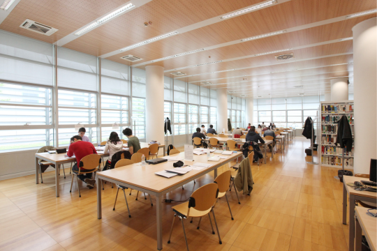 Call for applications ‘Honours Track @ DICAM: Scholarships and paths to excellence’ Call for applications ‘Honours Track @ DICAM: Scholarships and paths to excellence’